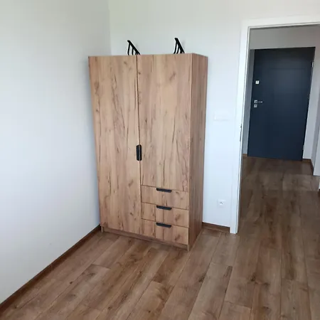 Apartman Bobrov * Bobrów