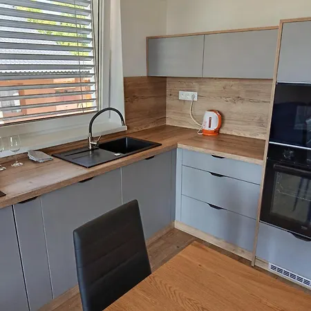 Apartman Bobrov Διαμέρισμα